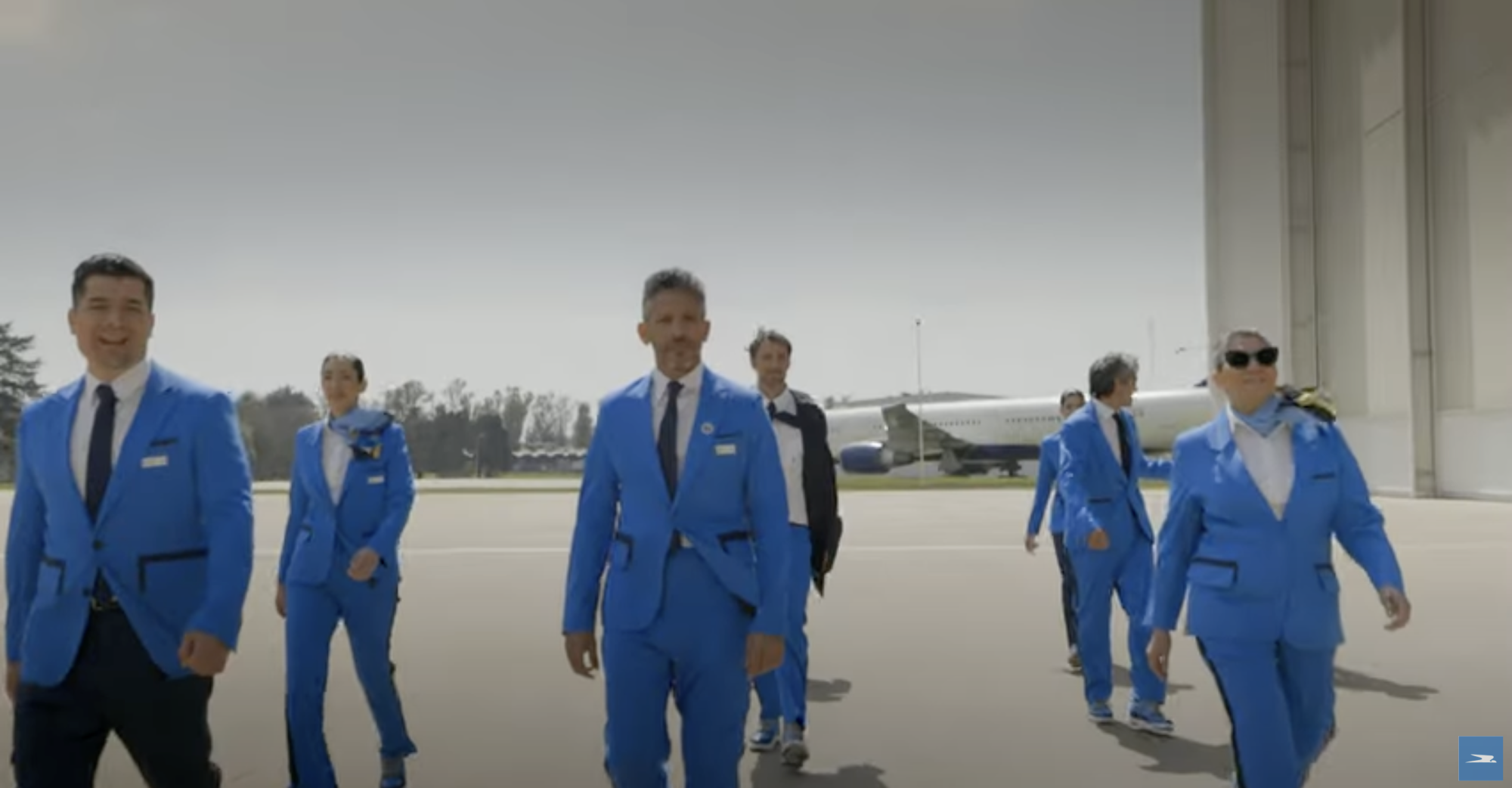 Aerolineas Argentinas new uniforms